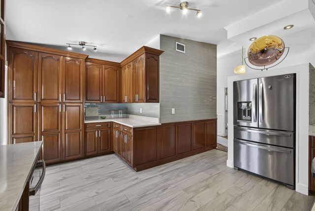 13230 Saint Tropez Circle, Palm Beach Gardens, FL 33410