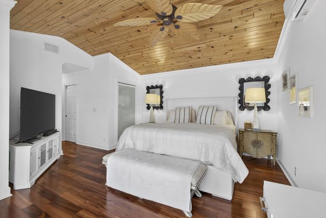 13230 Saint Tropez Circle, Palm Beach Gardens, FL 33410