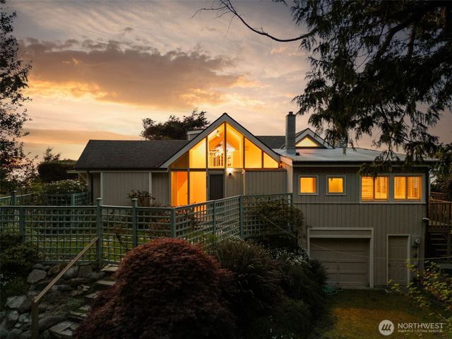 1034 57th Street, Port Townsend, WA 98368