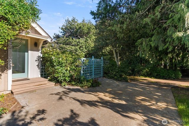 1034 57th Street, Port Townsend, WA 98368