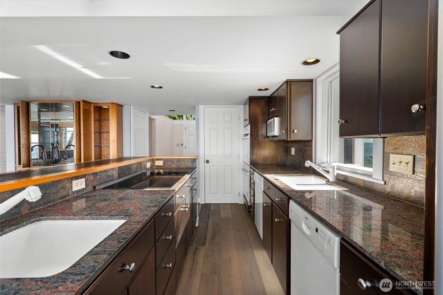 1034 57th Street, Port Townsend, WA 98368
