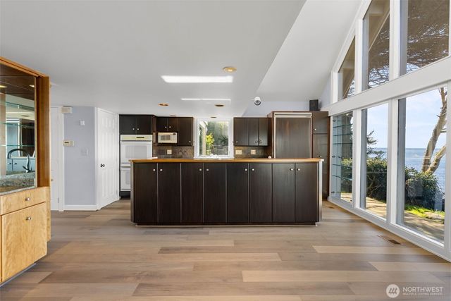 1034 57th Street, Port Townsend, WA 98368