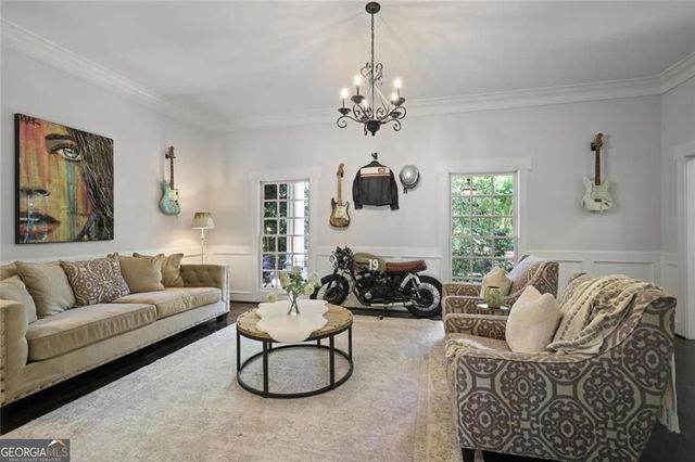 710 Walnut Drive SW, Marietta, GA 30064