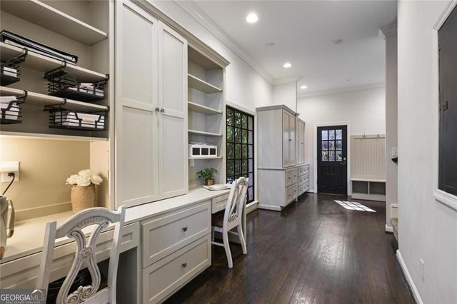 710 Walnut Drive SW, Marietta, GA 30064