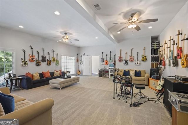 710 Walnut Drive SW, Marietta, GA 30064