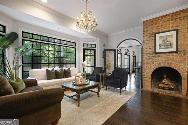 710 Walnut Drive SW, Marietta, GA 30064