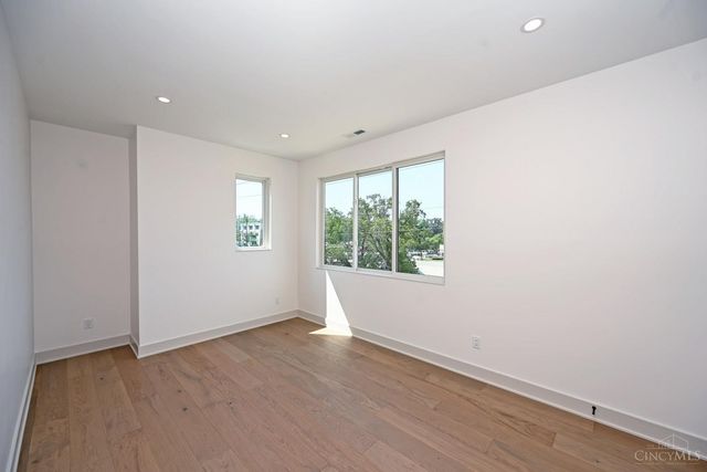 3053 Wasson Road, Cincinnati, OH 45209