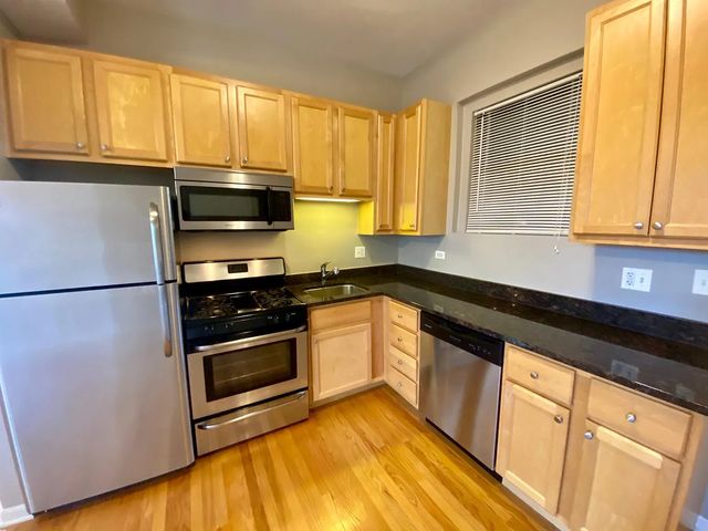 1024 W Leland Avenue 2W, Chicago, IL 60640