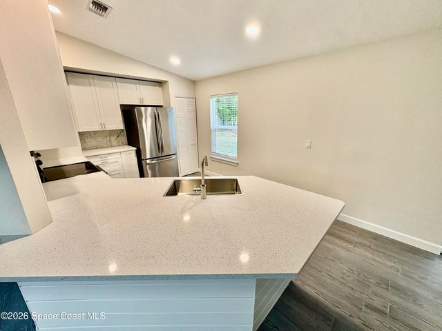 1274 Coral Reef Avenue NW, Palm Bay, FL 32907