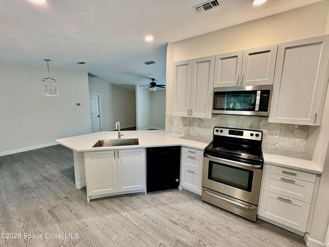 1274 Coral Reef Avenue NW, Palm Bay, FL 32907