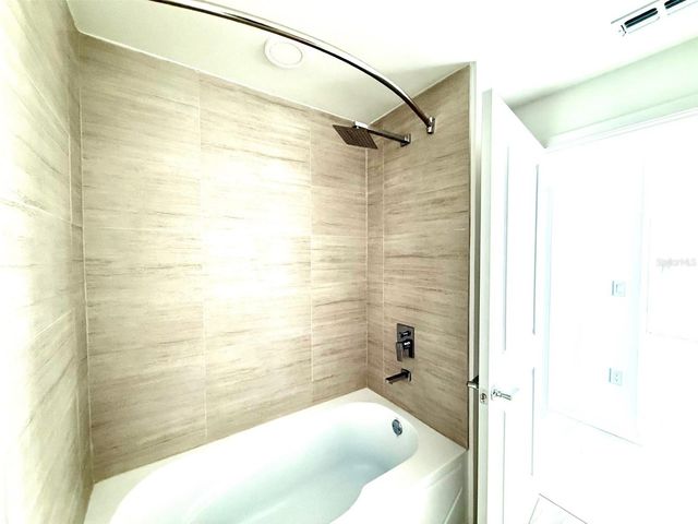 5587 MILLENIA PARK 201, Orlando, FL 32839