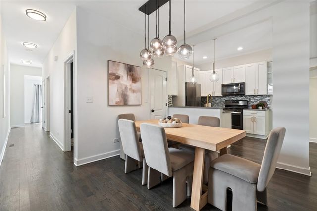 3439 N Paulina Street, Chicago, IL 60657