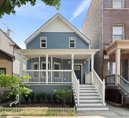 3439 N Paulina Street, Chicago, IL 60657
