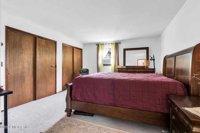 210 Church Street, Belford, NJ 07718