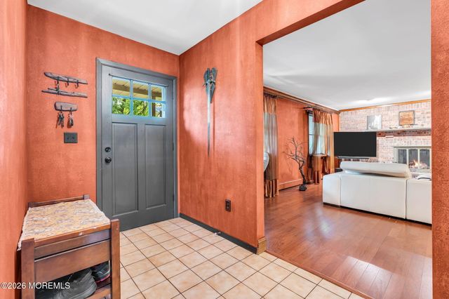 210 Church Street, Belford, NJ 07718