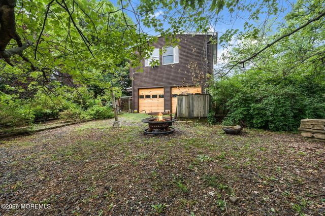 210 Church Street, Belford, NJ 07718
