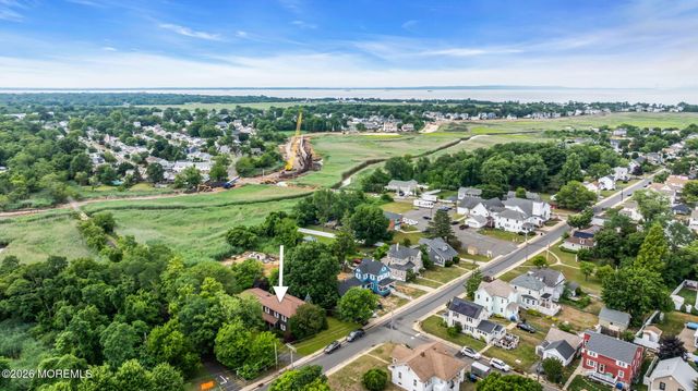 210 Church Street, Belford, NJ 07718
