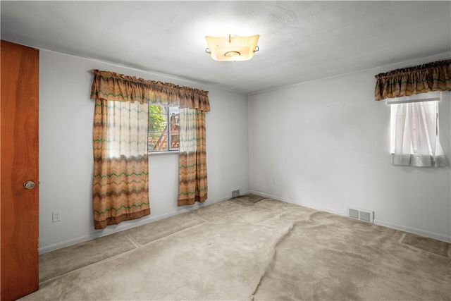 1850 Kleber Street, Brighton Heights, PA 15212