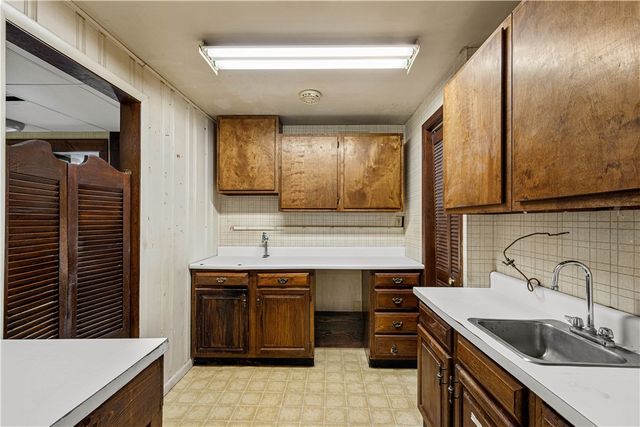 1850 Kleber Street, Brighton Heights, PA 15212