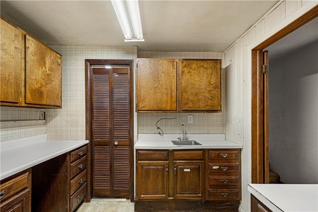1850 Kleber Street, Brighton Heights, PA 15212