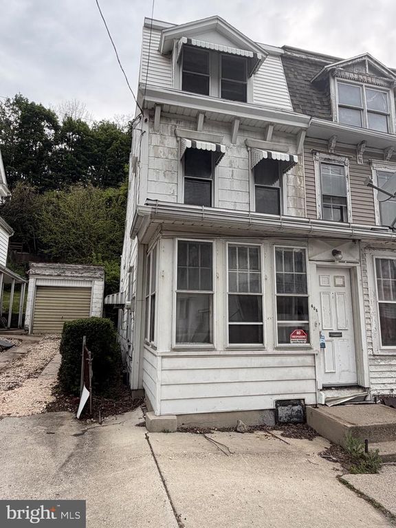 406 LAUREL ST, Minersville, PA 17954