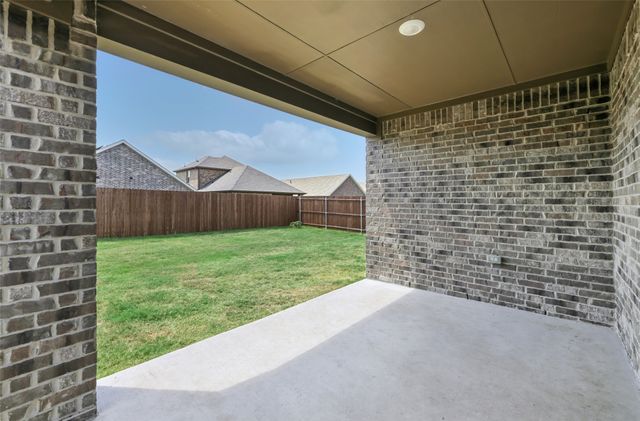 616 New Dawn Drive, Lavon, TX 75166