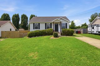 140 Monarch Ln, Clarksville, TN 37042
