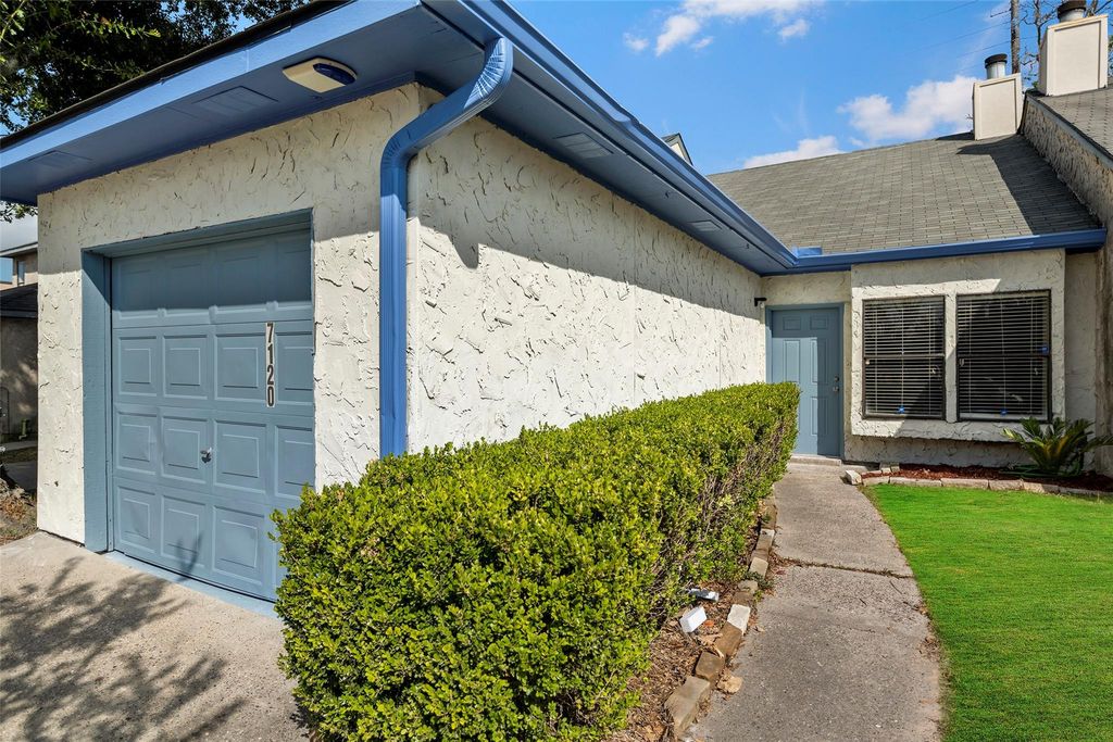 7120 Deer Creek Court, Spring, TX 77379