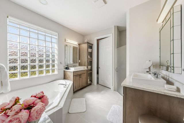 2737 Clipper Circle, West Palm Beach, FL 33411