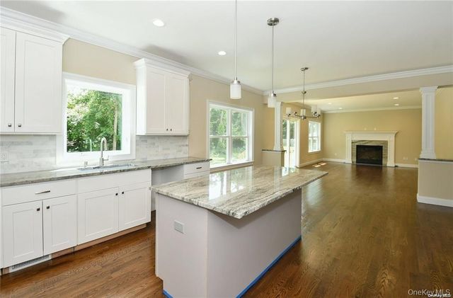 1 Lotto Court, Lake Grove, NY 11755