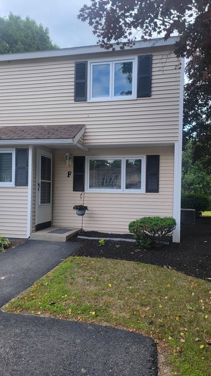 8 Cedarbrook Avenue F, Rochester, NH 03867