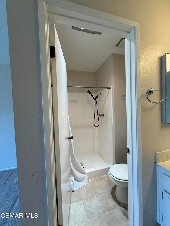 Image 21 of property listing at 15638 Viewridge Lane, Granada Hills, CA 91344