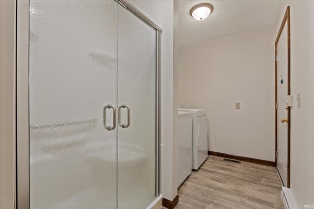 1811 Somersworth Drive, South Bend, IN 46614