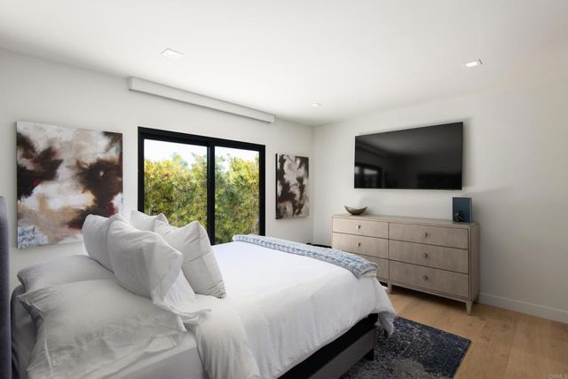 2684 Costebelle Drive, La Jolla, CA 92037