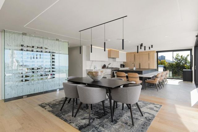 2684 Costebelle Drive, La Jolla, CA 92037