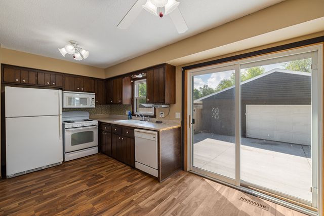 1025 Hoffman Avenue, Des Moines, IA 50316