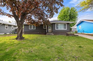 1025 Hoffman Avenue, Des Moines, IA 50316