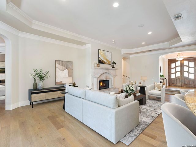 31 Stratton Lane, San Antonio, TX 78257
