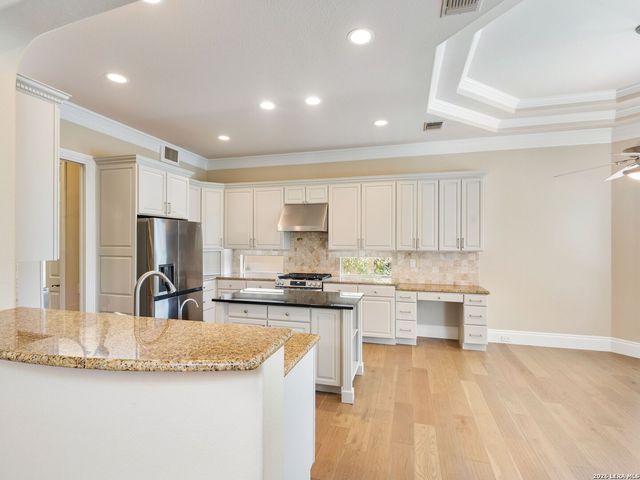 31 Stratton Lane, San Antonio, TX 78257