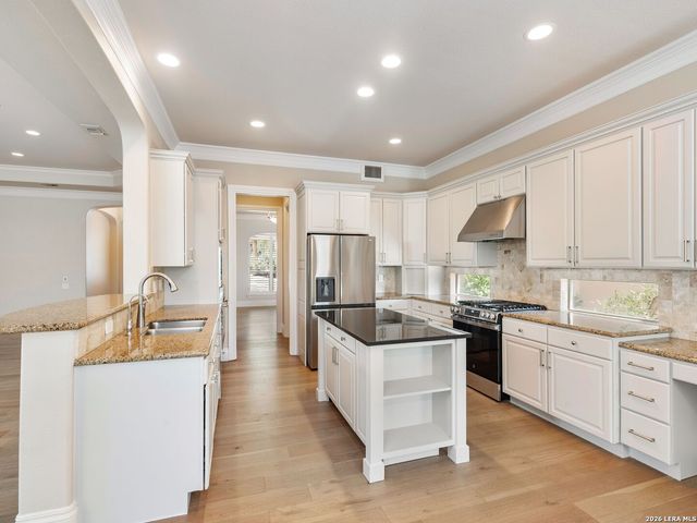 31 Stratton Lane, San Antonio, TX 78257