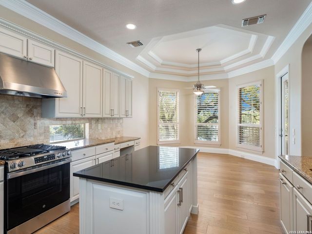 31 Stratton Lane, San Antonio, TX 78257
