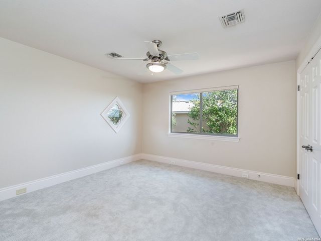 31 Stratton Lane, San Antonio, TX 78257