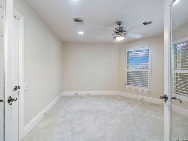 31 Stratton Lane, San Antonio, TX 78257