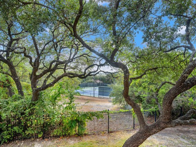31 Stratton Lane, San Antonio, TX 78257