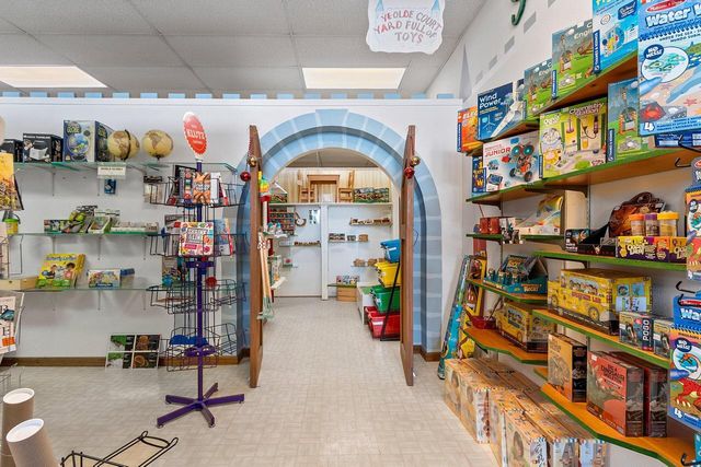 511 1st STREET, Menominee, MI 49858