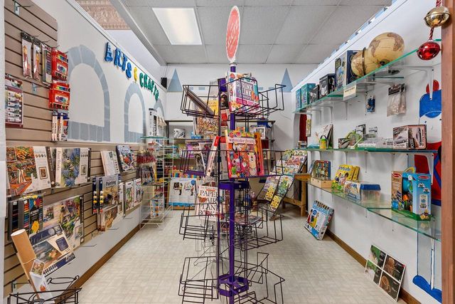 511 1st STREET, Menominee, MI 49858