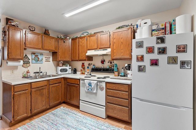 511 1st STREET, Menominee, MI 49858