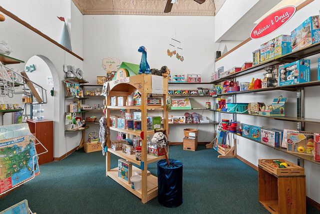 511 1st STREET, Menominee, MI 49858