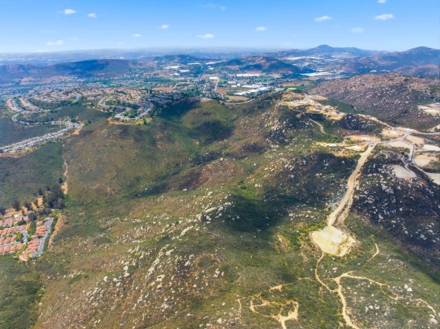 1722 Hampton Glen 704, Escondido, CA 92026