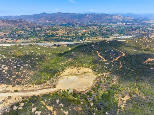 1722 Hampton Glen 704, Escondido, CA 92026